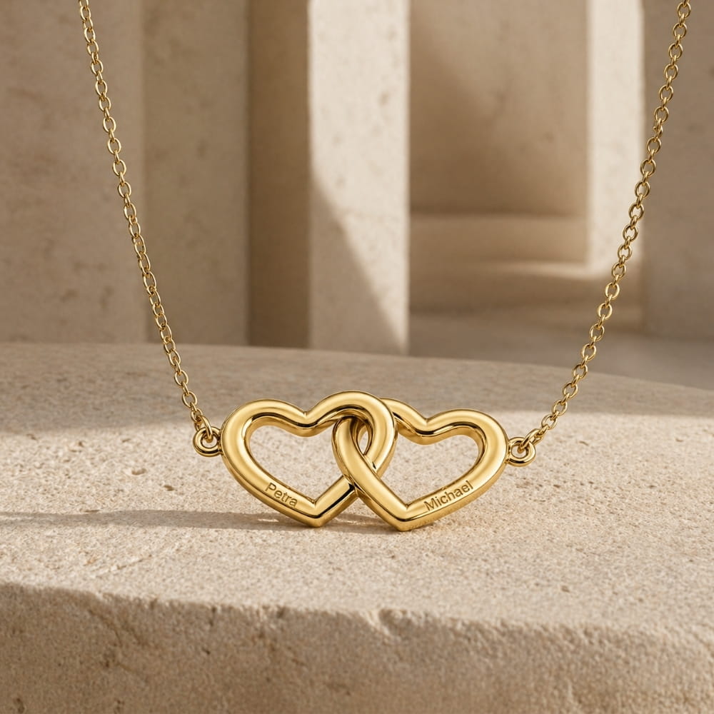 Collar de Corazones Conectados