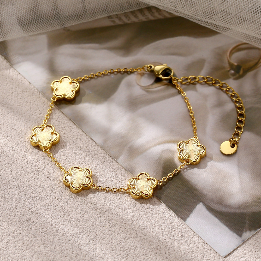 Pulsera con charm de Trébol