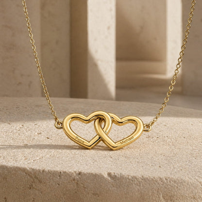 Collar de Corazones Conectados