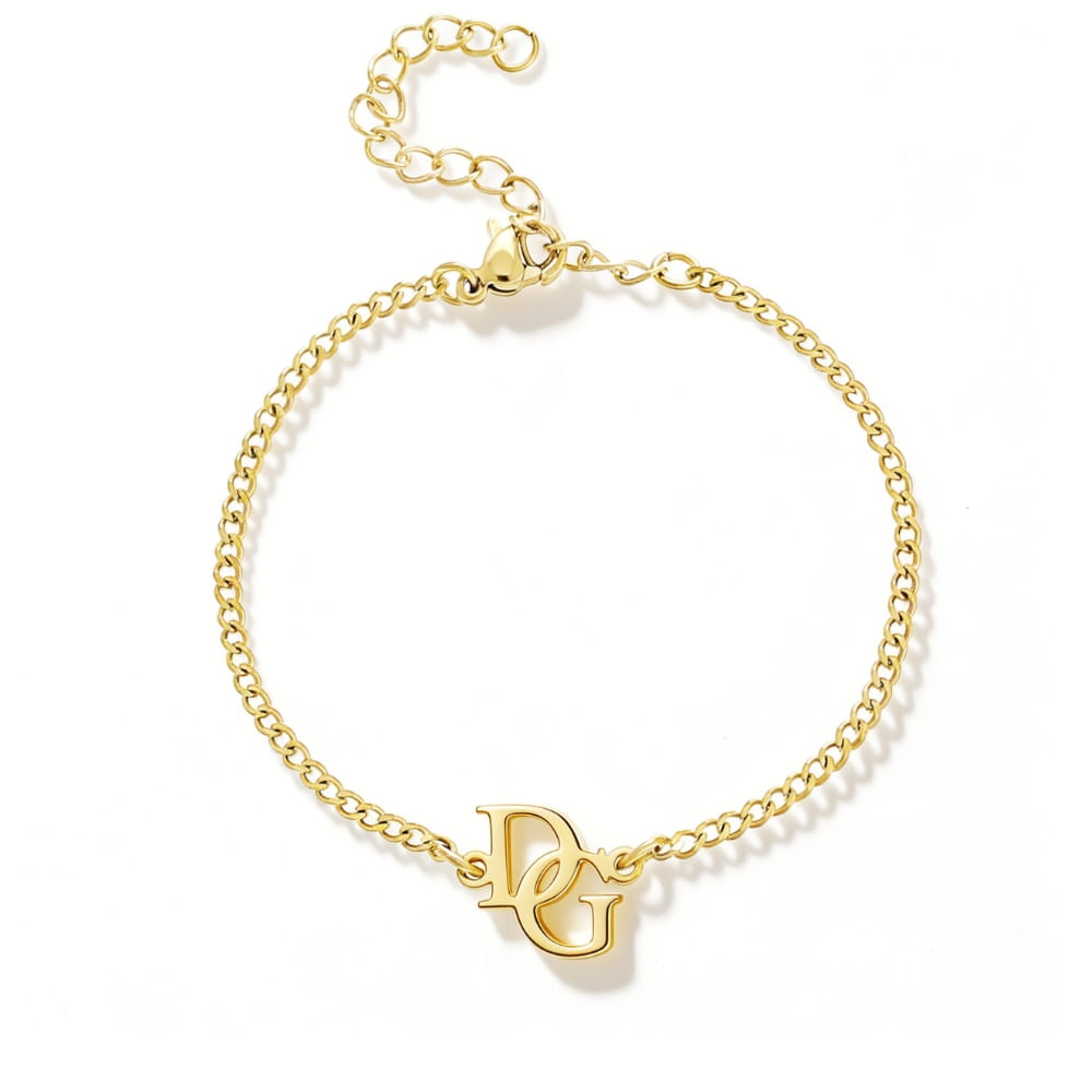 Pulsera con iniciales entrelazadas