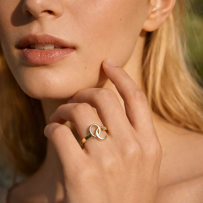 Anillo de iniciales entrelazadas – Monograma personalizado