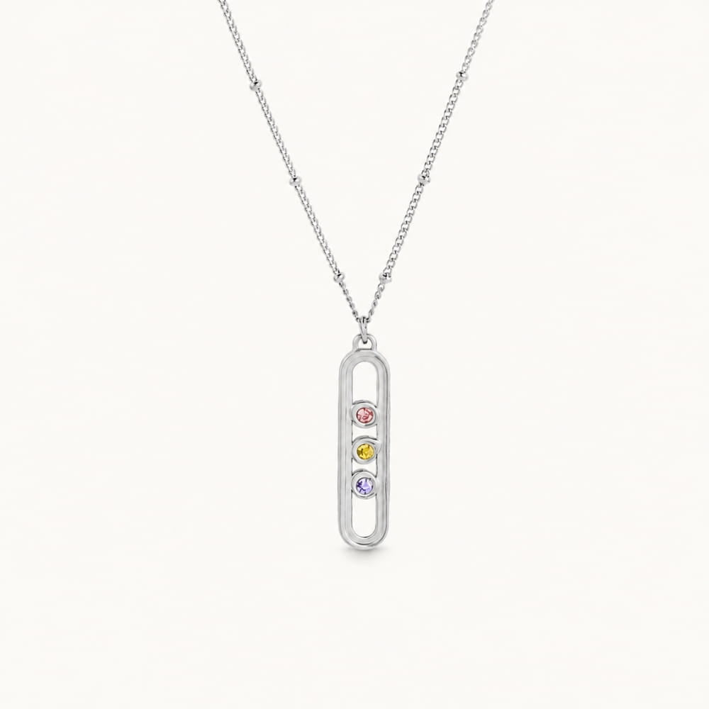 Collar con tres piedras de nacimiento