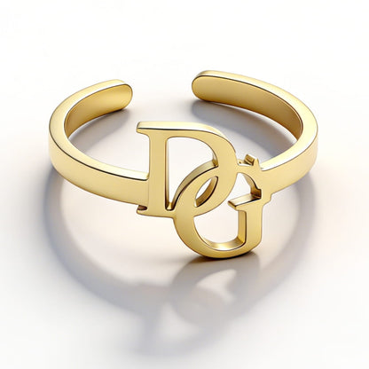 Anillo de iniciales entrelazadas – Monograma personalizado