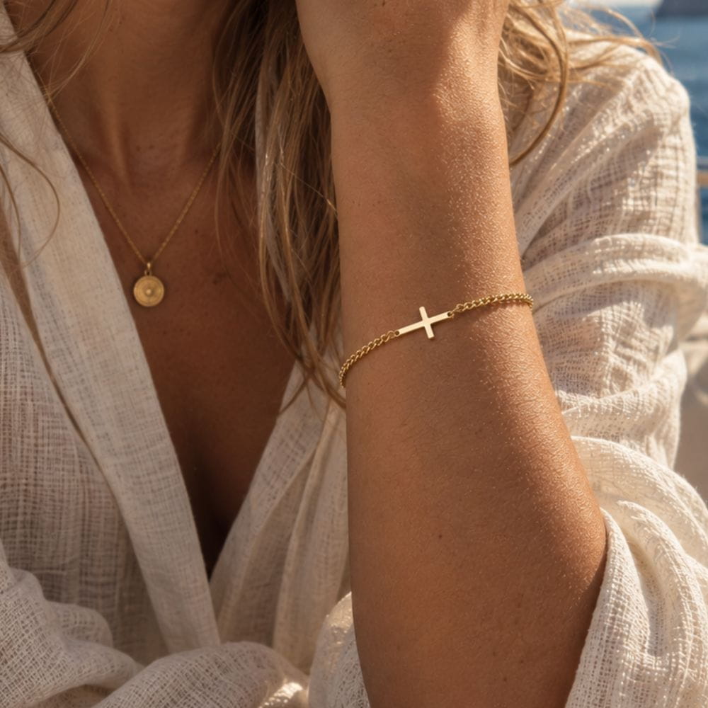 Pulsera con cruz | Oro de 18K