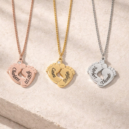Collar Personalizado Pie de Bebé con Piedra Circonita